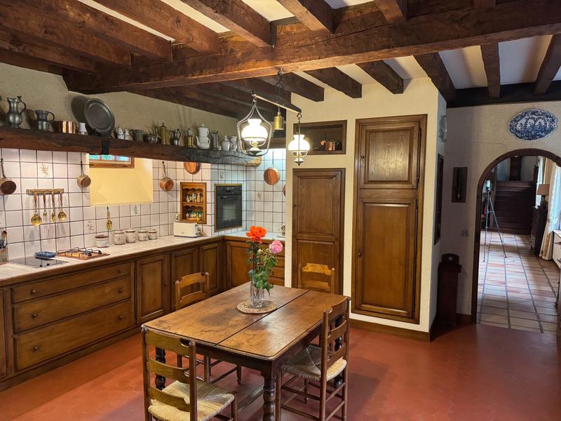 Maison ancienne - 303 m² - 8 pièces