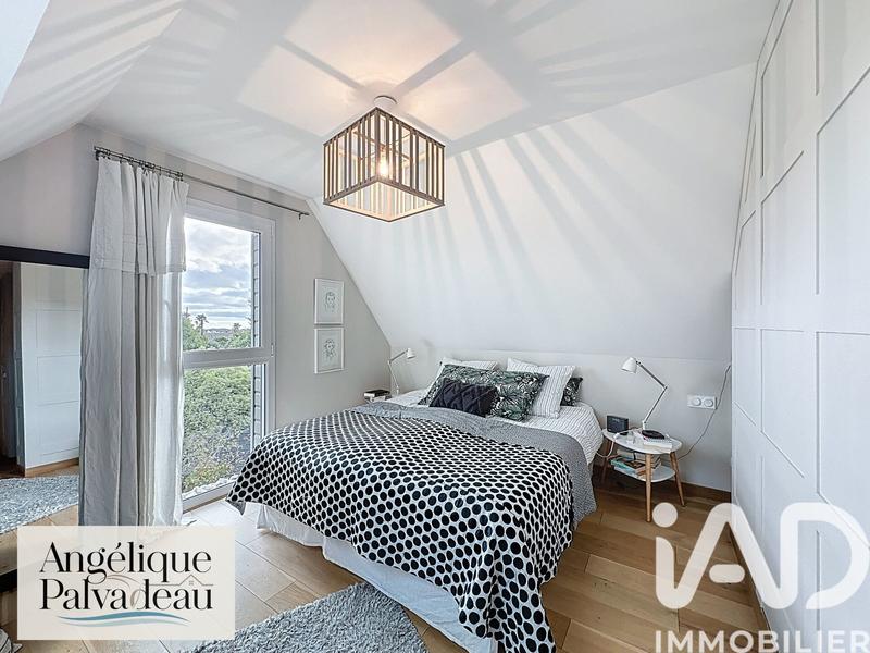 Maison de ville - 136 m² - 5 pièces