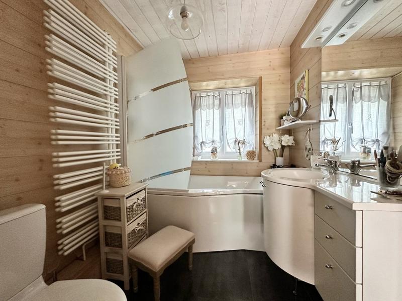 Maison - 146 m² - 6 pièces