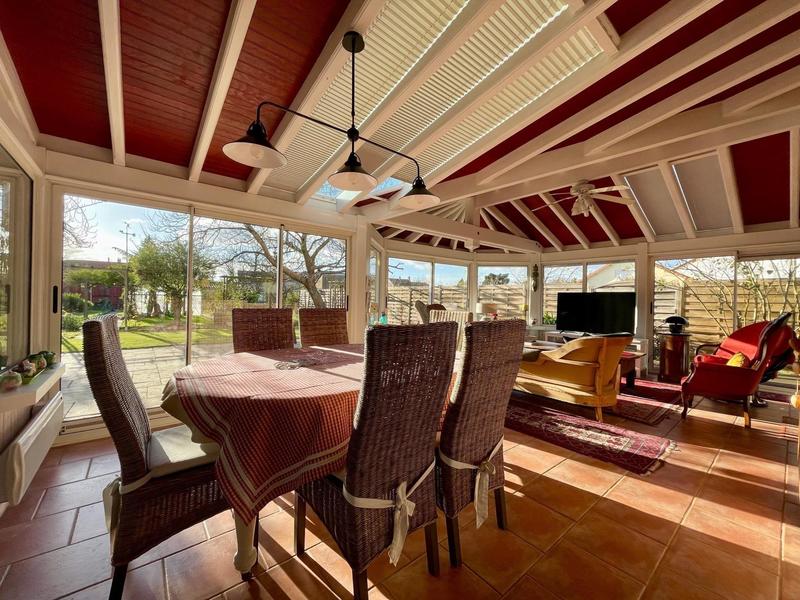 Maison - 193 m² - 8 pièces