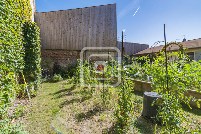 Maison - 217 m² - 8 pièces