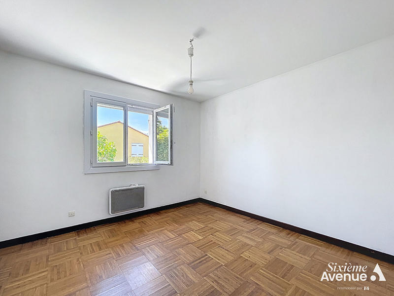 Maison - 100 m² - 6 pièces