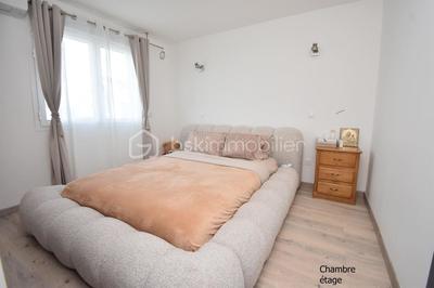 Maison - 147 m² - 7 pièces