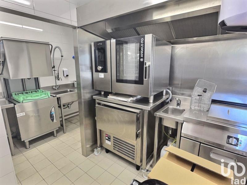 Local commercial - 127 m²