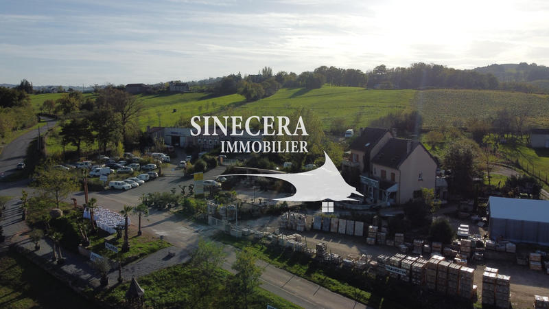 Maison - 450 m² - 20 pièces