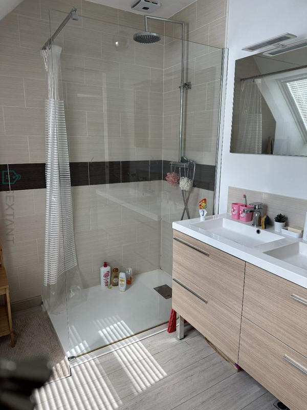 Maison - 104 m² - 5 pièces