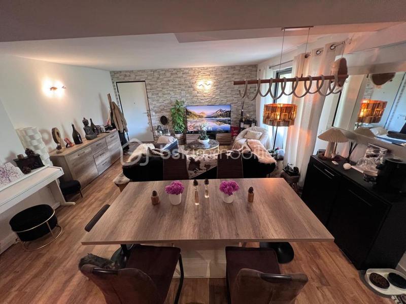 Appartement - 86 m² - 3 pièces