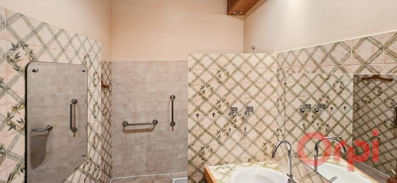 Penthouse - 130 m² - 5 pièces