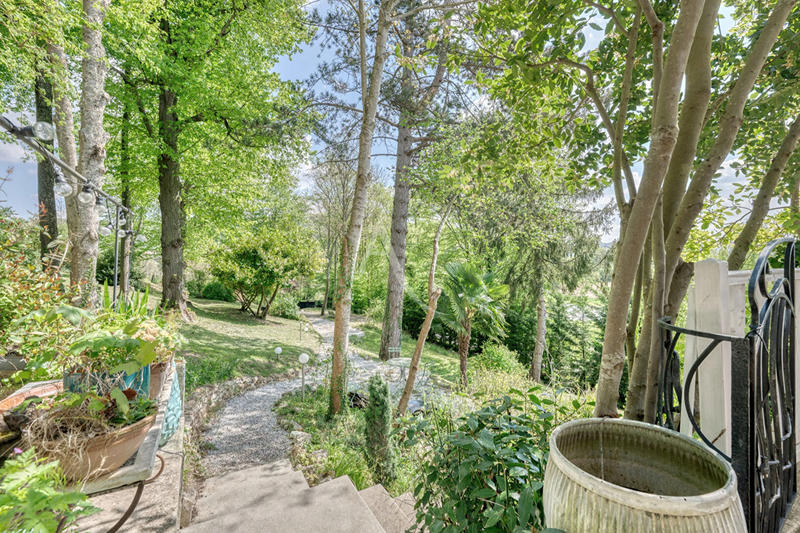 Maison - 164 m² - 8 pièces