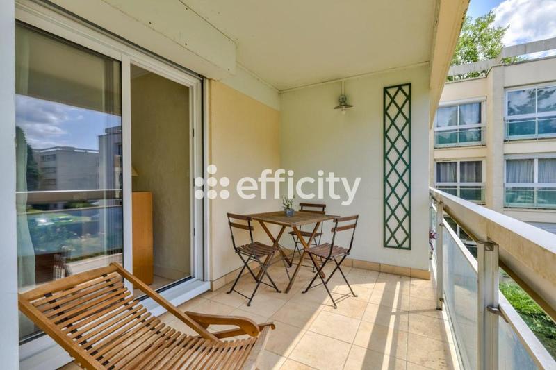 Appartement - 118 m² - 6 pièces