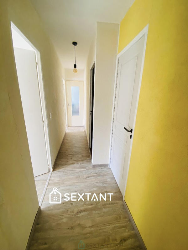 Maison - 81 m² - 5 pièces