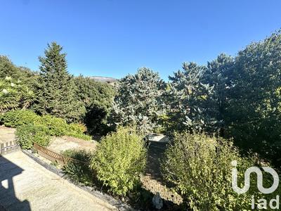 Maison - 238 m² - 10 pièces