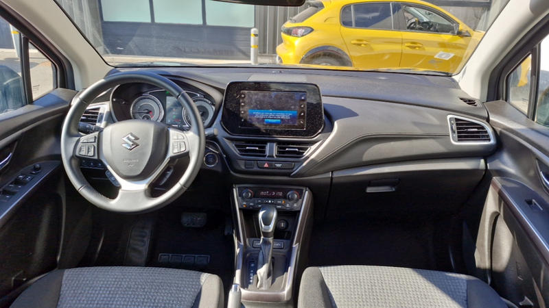 Suzuki s-cross 1.5 Dualjet Hybrid Auto Privilege