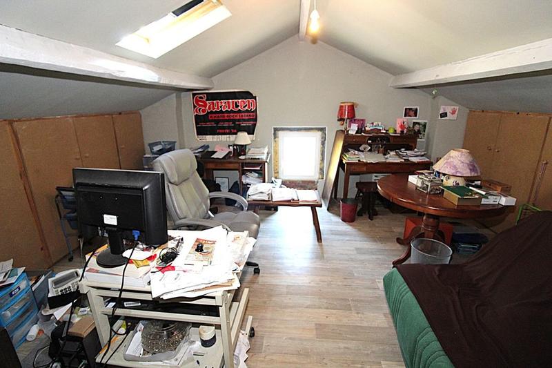 Maison - 115 m² - 6 pièces