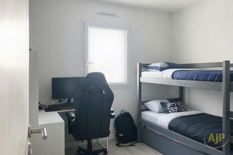 Maison - 97 m² - 5 pièces