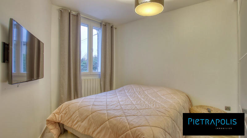 Appartement - 80 m² - 3 pièces