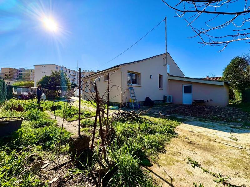 Maison - 81 m² - 3 pièces