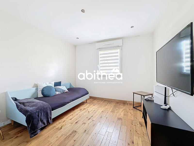 Maison - 127 m² - 5 pièces