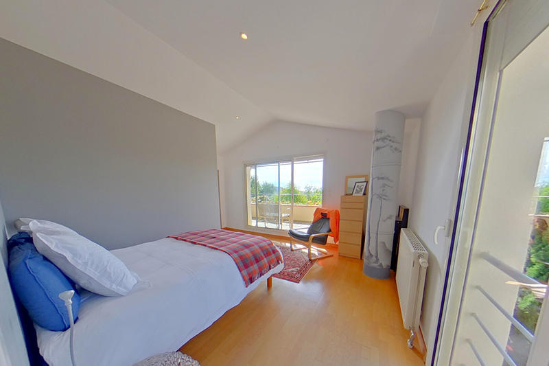 Maison - 165 m² - 5 pièces