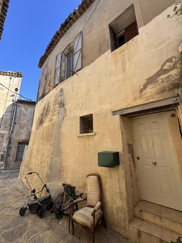 Immeuble - 110 m² - 5 pièces