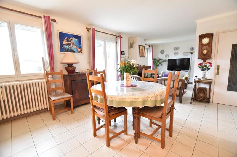Maison - 161 m² - 5 pièces