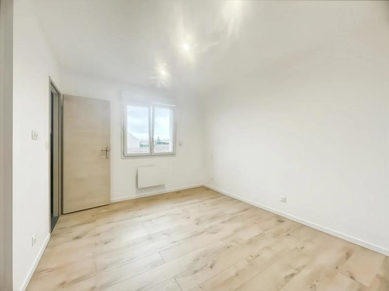 Maison - 104 m² - 4 pièces