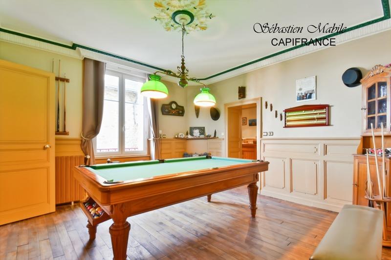 Maison bourgeoise - 264 m² - 10 pièces