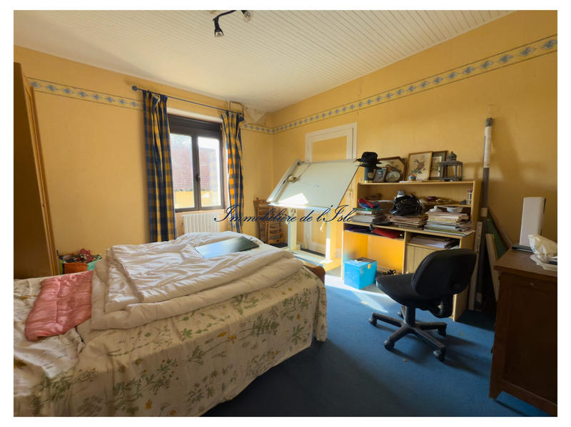 Maison - 236 m² - 9 pièces