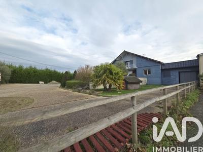 Maison - 377 m² - 10 pièces