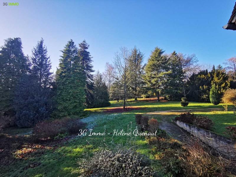 Villa - 176 m² - 8 pièces