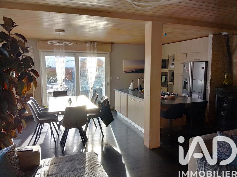 Maison - 157 m² - 7 pièces