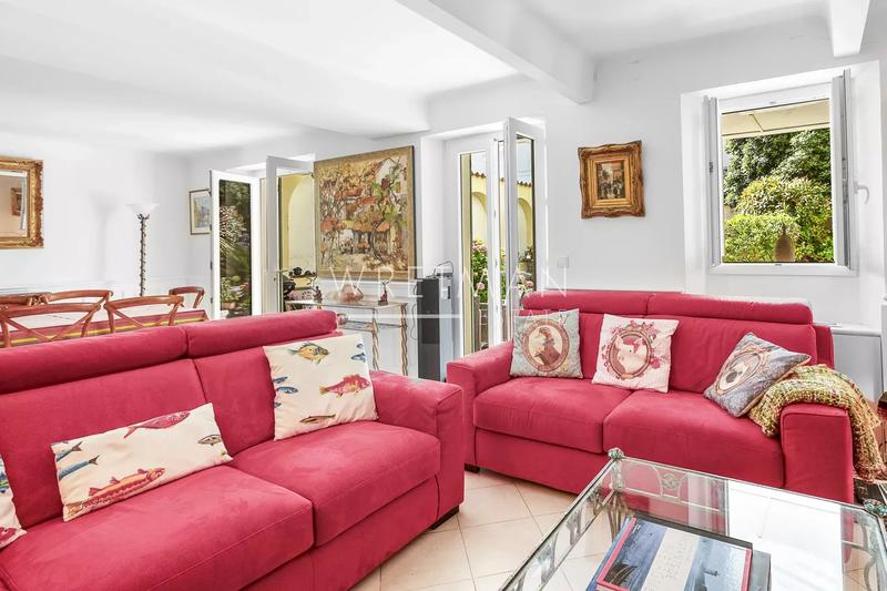 Maison - 152 m² - 6 pièces