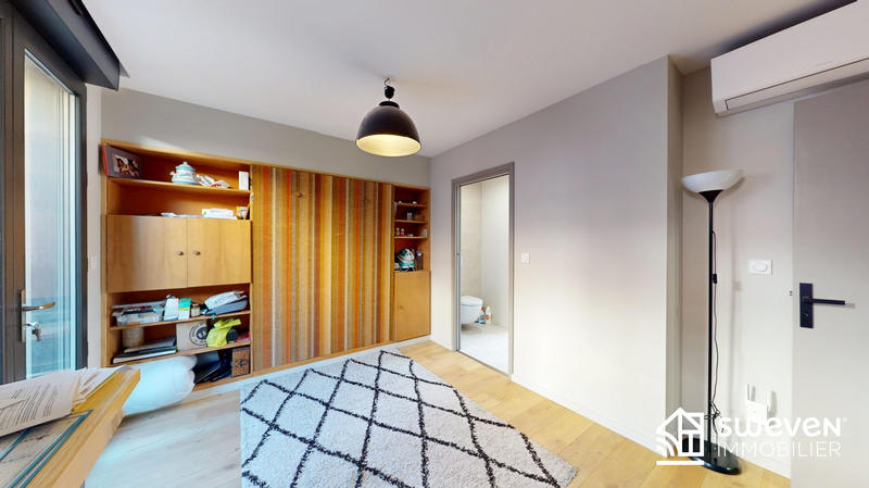 Maison - 102 m² - 4 pièces