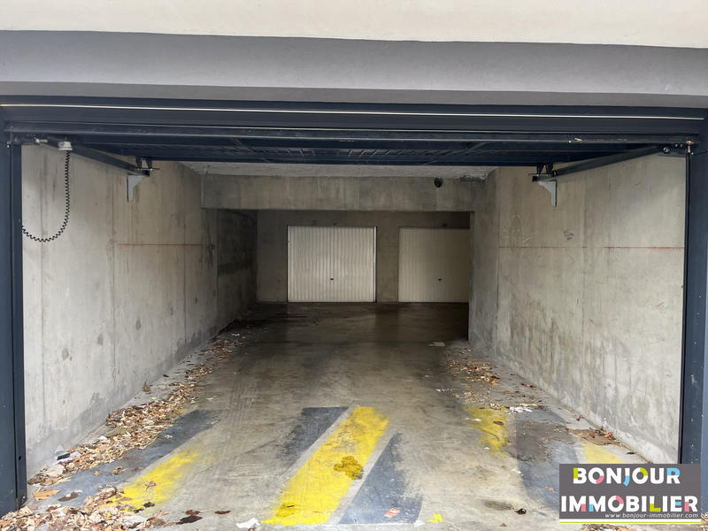 Parking / Garage - 15 m²