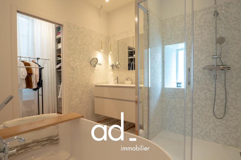 Maison - 170 m² - 6 pièces