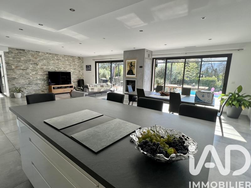 Maison - 156 m² - 5 pièces