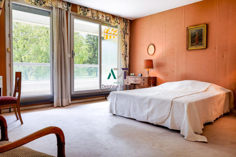 Appartement - 169 m² - 4 pièces