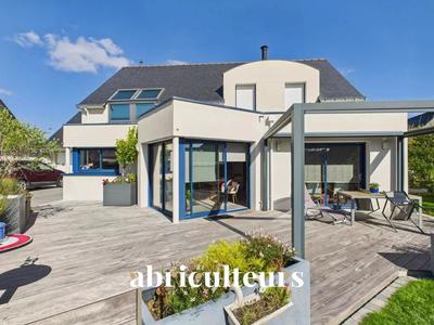 Maison - 186 m² - 9 pièces