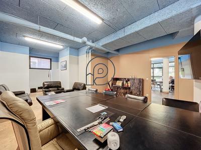 Local d'activités - 370 m²