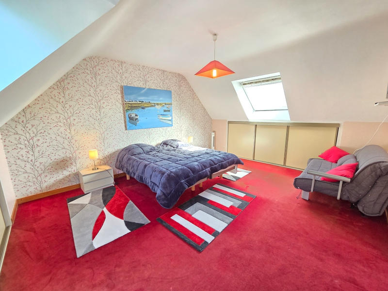 Maison - 143 m² - 7 pièces