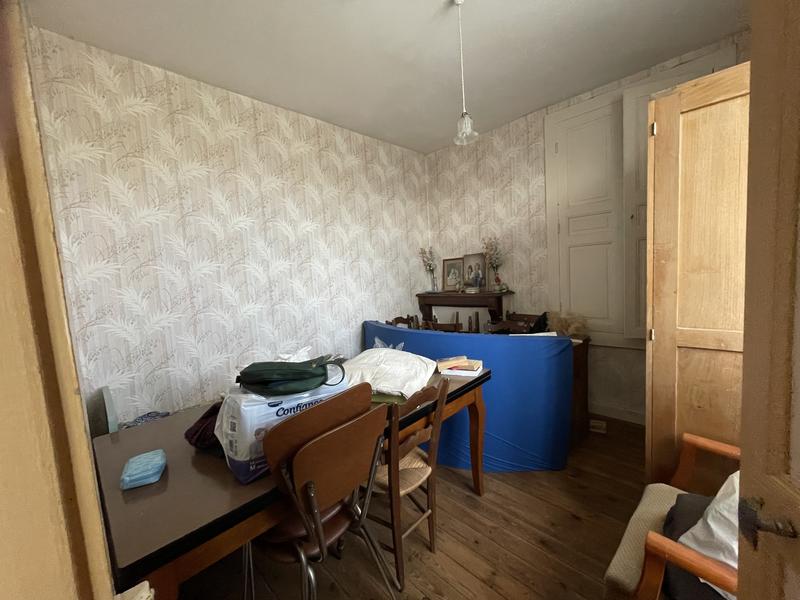 Maison - 97 m² - 5 pièces