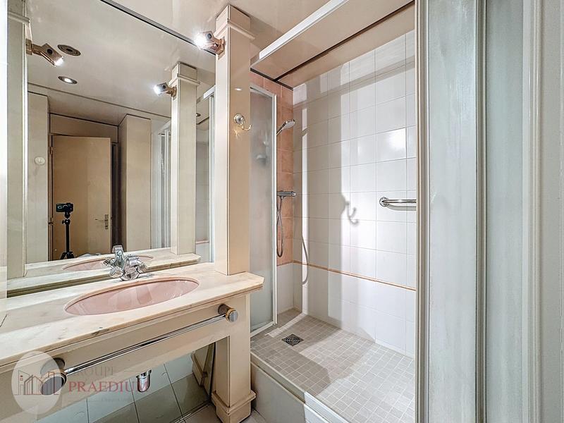 Appartement - 111 m² - 4 pièces