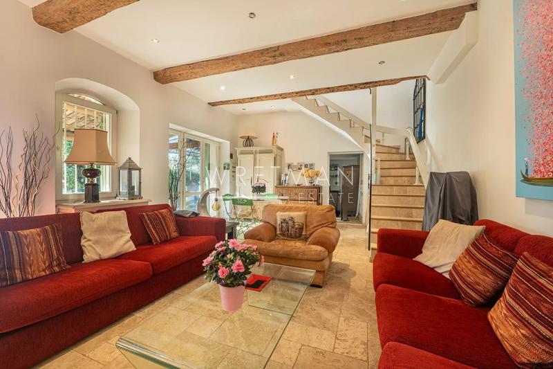 Villa - 191 m² - 6 pièces