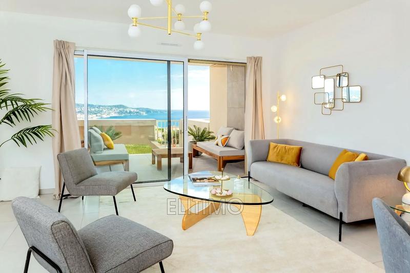 Appartement - 102 m² - 4 pièces