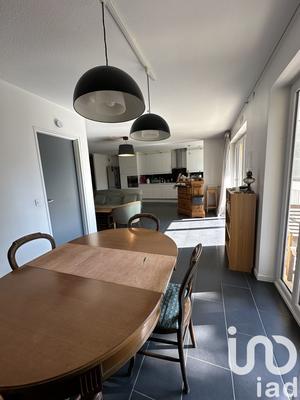 Appartement - 95 m² - 5 pièces