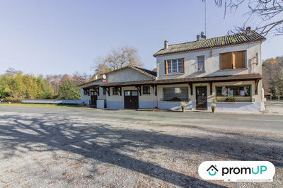 Local commercial - 691 m² - 18 pièces