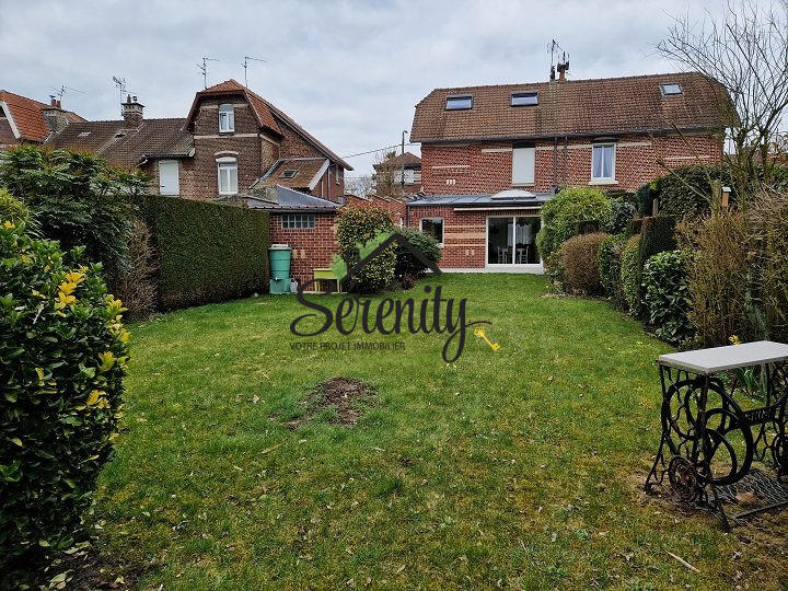 Maison - 115 m² - 6 pièces