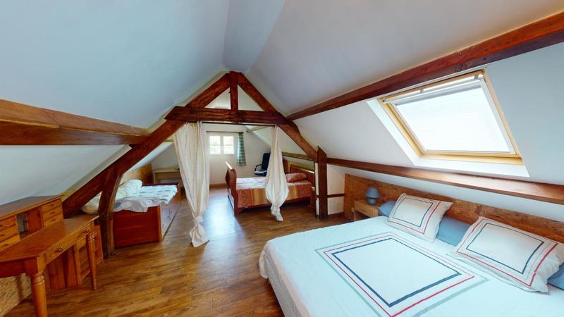 Longère - 193 m² - 11 pièces