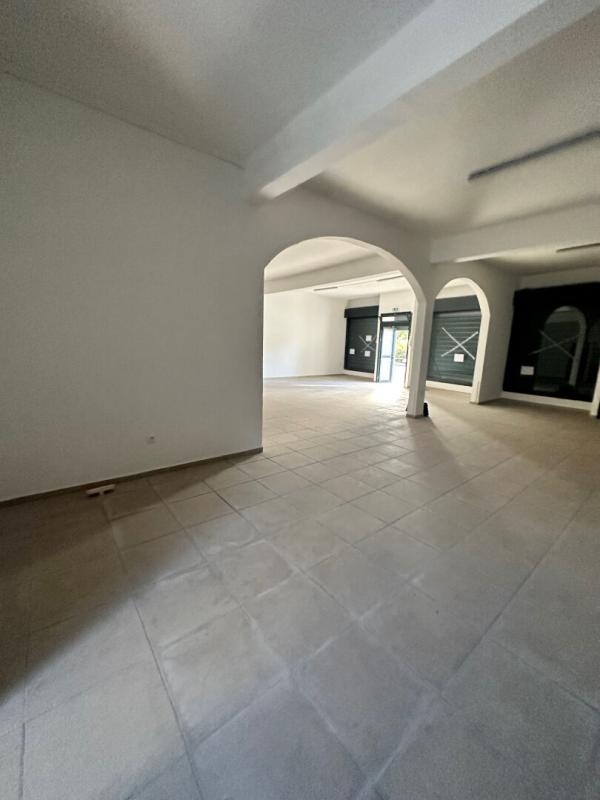 Local commercial - 95 m²