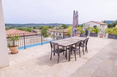 Villa - 146 m² - 5 pièces